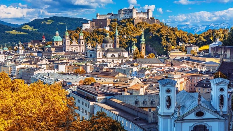 Working in Austria as a Student: Rules, Salary & Job Options
